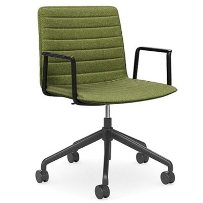 DD Nikola Meeting Chair with Black Arm Rest